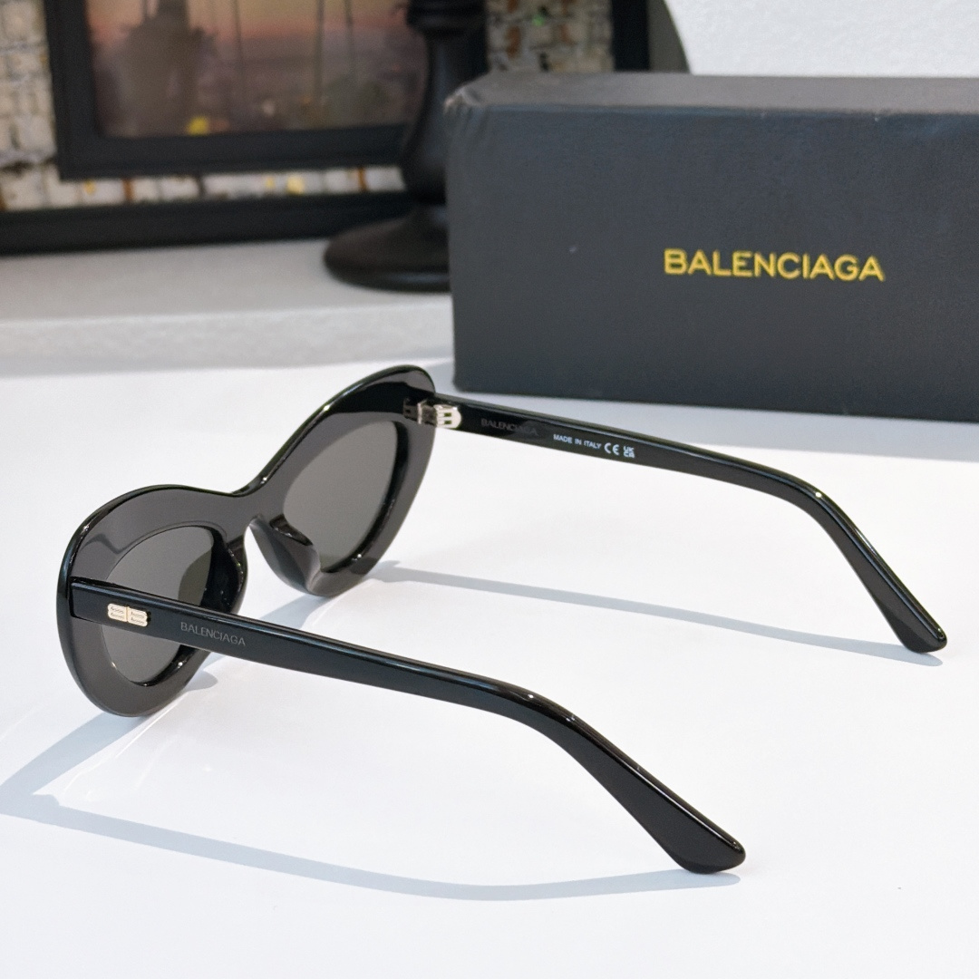 BALENCIAG* MODEL：BB0559S SIZE：51口23-145  🔝🔝 