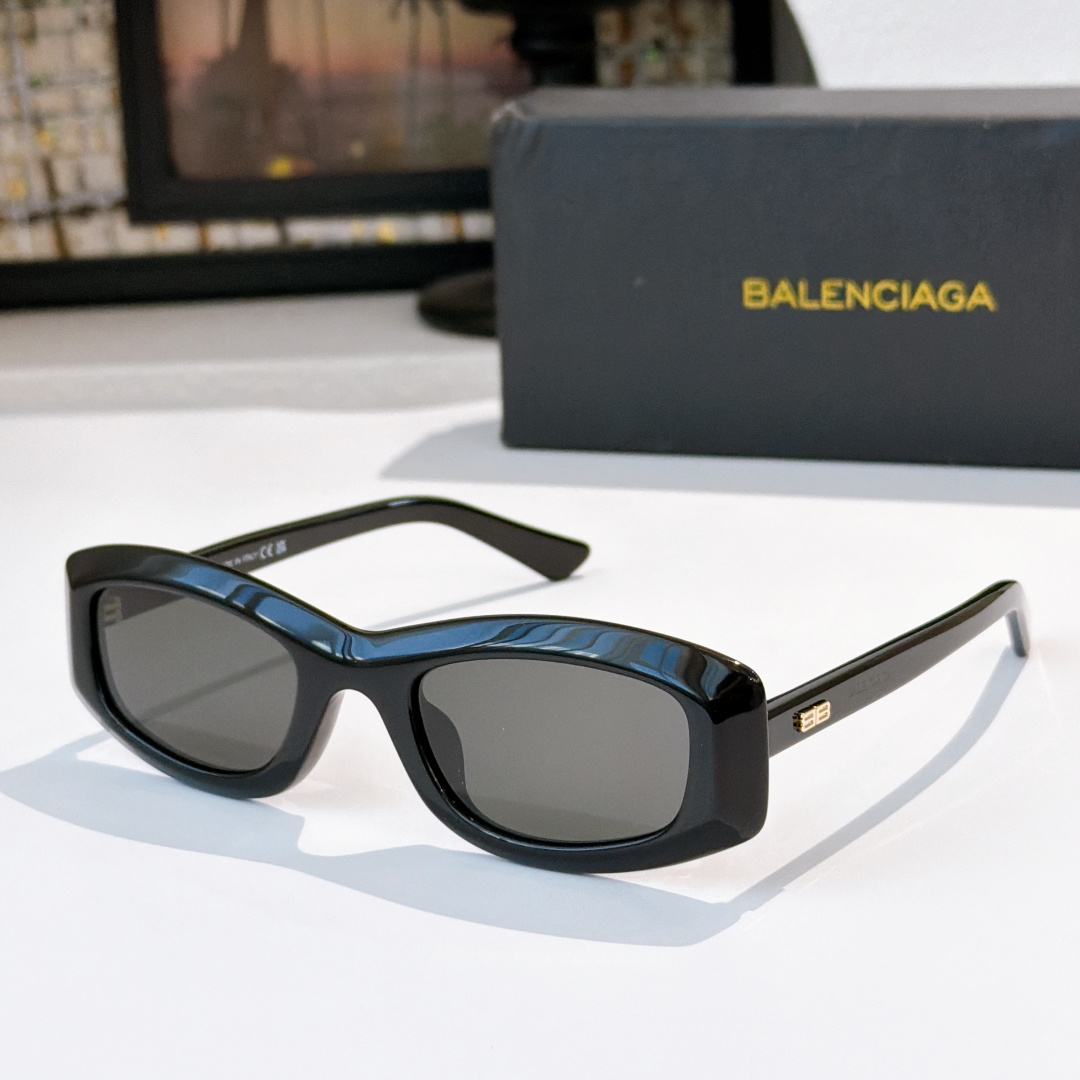 BALENCIAG* MODEL：BB0561SA SIZE：51口23-145 🔝🔝 