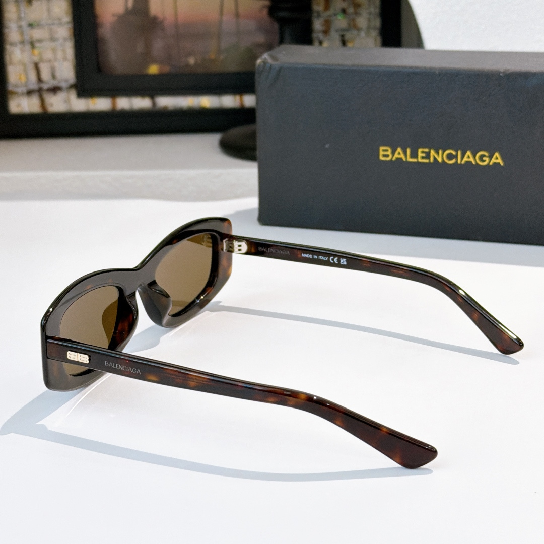 BALENCIAG* MODEL：BB0561SA SIZE：51口23-145 🔝🔝 