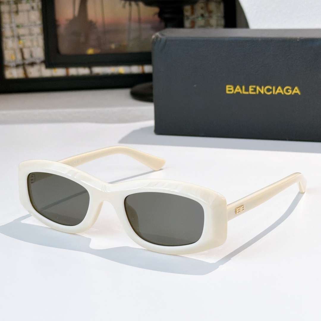 BALENCIAG* MODEL：BB0561SA SIZE：51口23-145 🔝🔝 