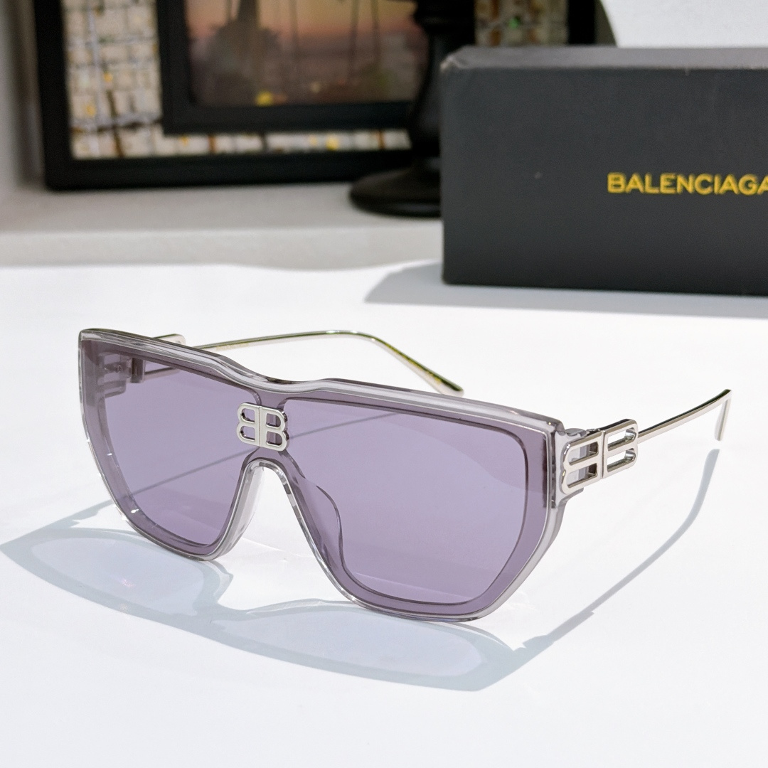 BALENCIAG* MODEL：BB2272 SIZE：132口46-132 🔝🔝