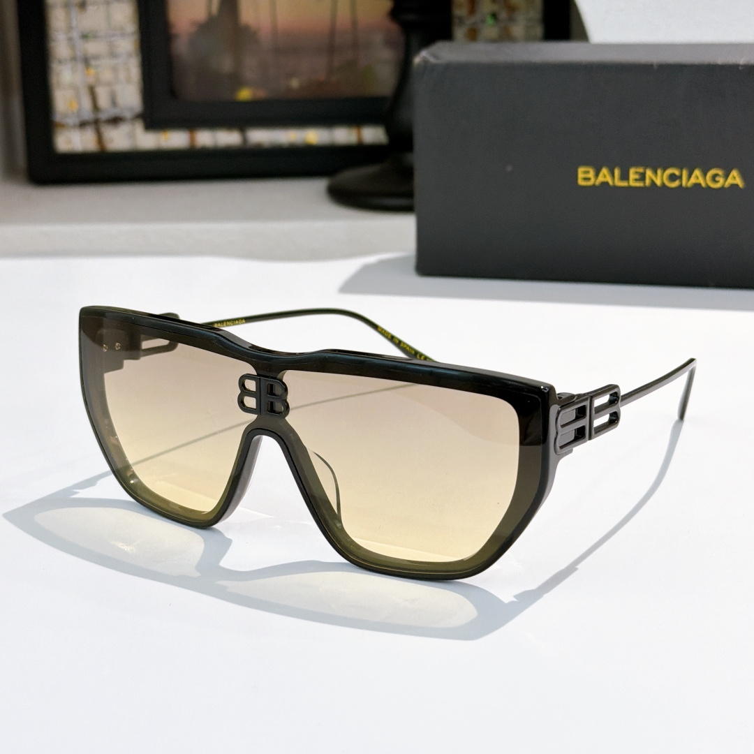 BALENCIAG* MODEL：BB2272 SIZE：132口46-132 🔝🔝