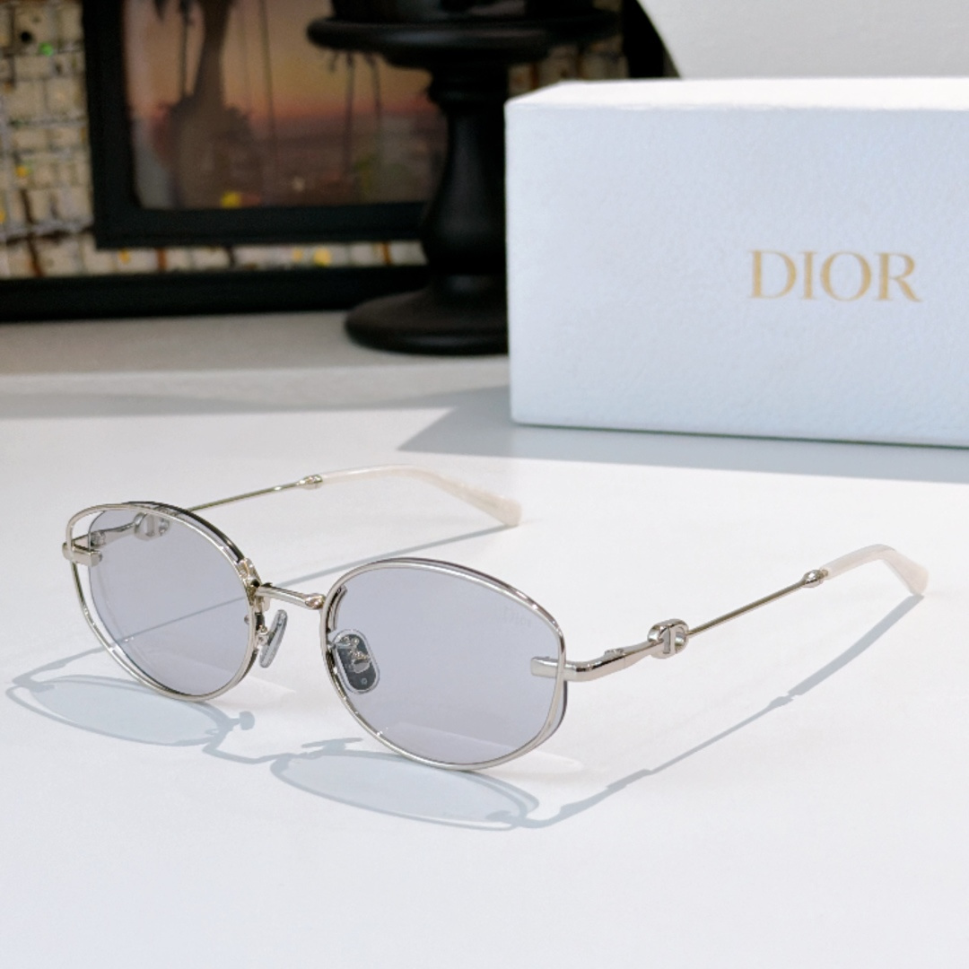 DIO* MOD：Petit CD B2U SIZE：54口17-145 🔝🔝