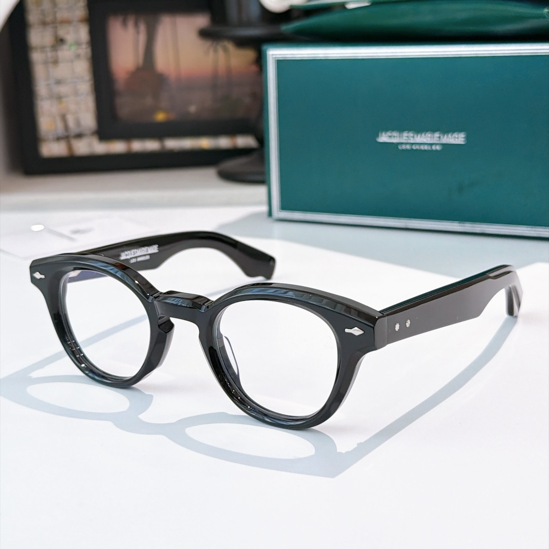 JACQUES MARIE MAG* MODEL：CLEMENS SIZE: 46口25  