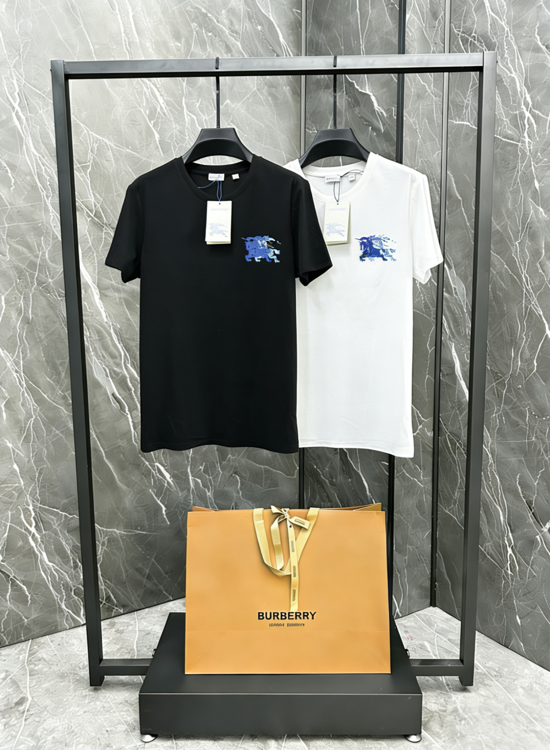 Burberry T-Shirt 02309