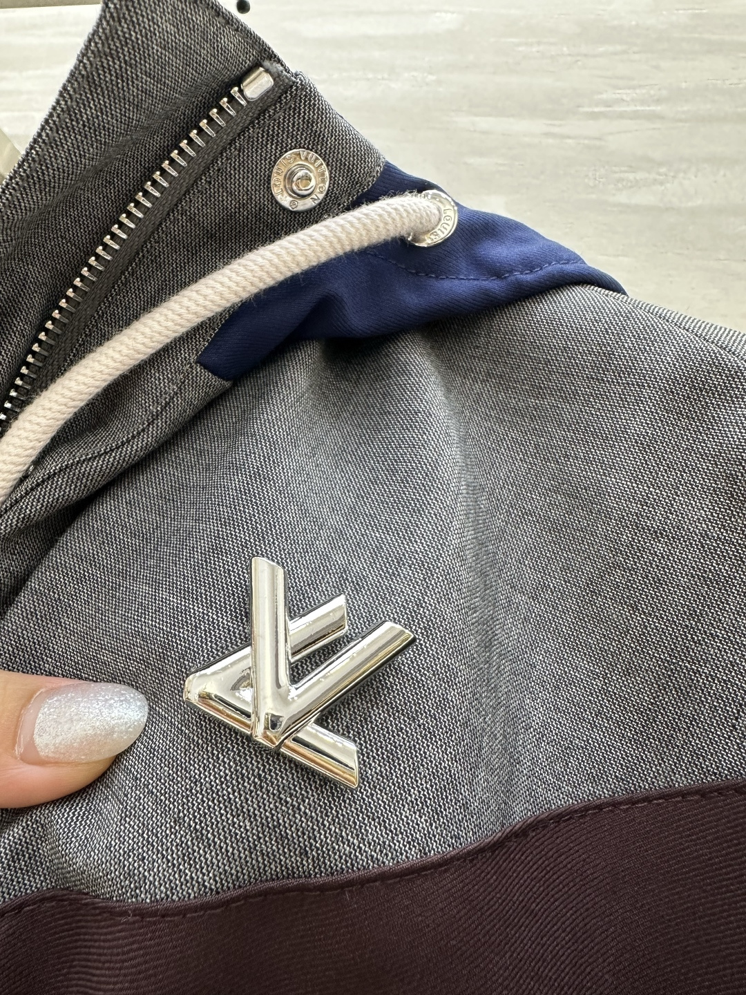 #Louis Vuitto♡²⁶拼色连帽短款夹克 | 把高级感穿在身上 LVvv年度颜值天花板！灰调格纹