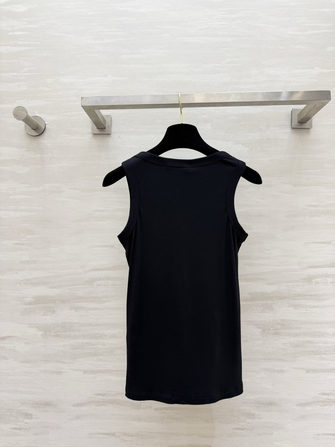 #Alo²⁶ss坑条工字背心 | 辣妹运动刚需款✨健身/瑜伽/日常都能穿的神仙背心！高弹坑条面料软糯亲肤