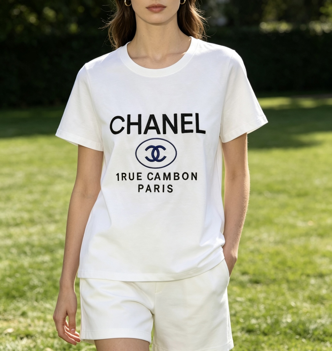 #Chane♡²⁶中古系列 字母logo刺绣🪡限定白T | 永恒经典款 标志性logo字母 双C椭圆标每