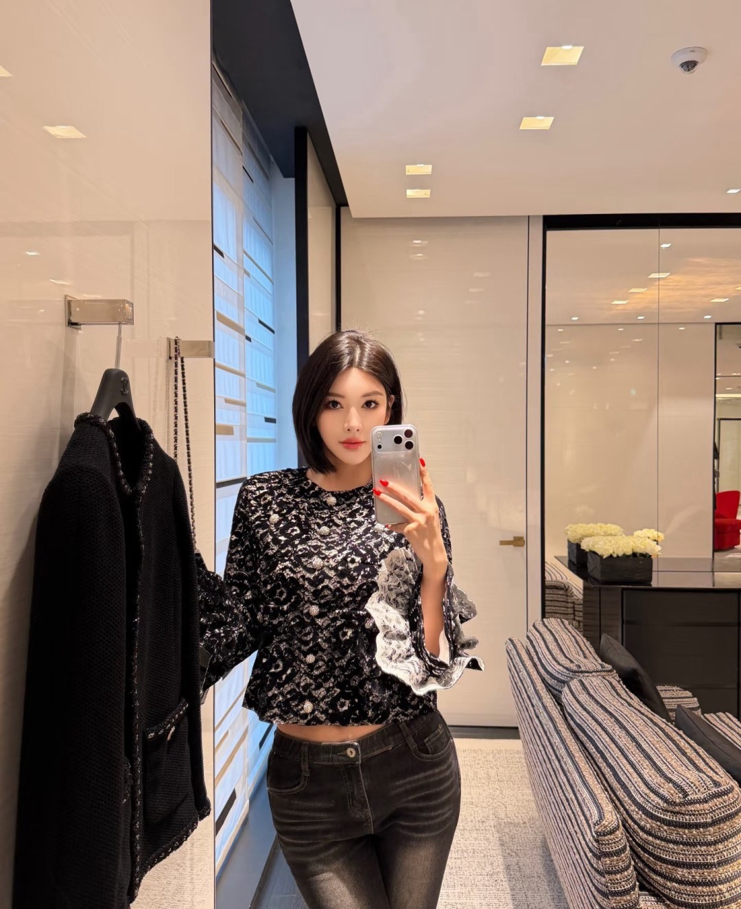 NO:803244,,,19860909,,,Women's clothing