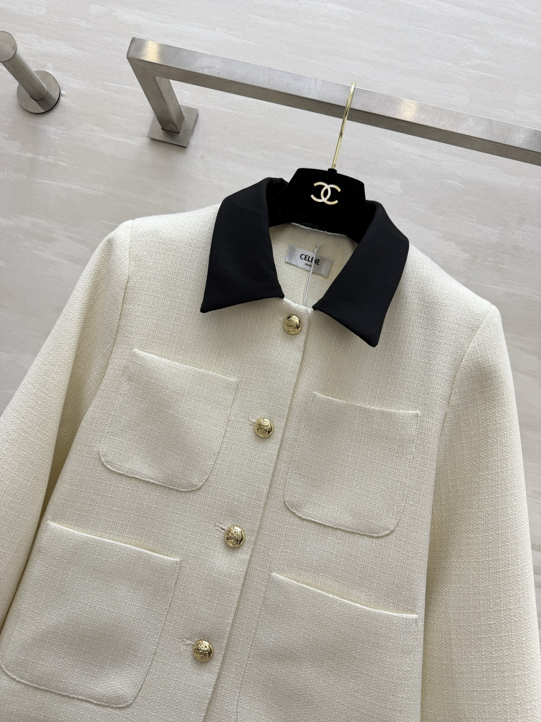 #CELIN♡²⁶撞色翻领粗花呢外套 法式极简与高级感 肌理感粗花呢 撞色黑翻领 经典撞色永不过时！定制