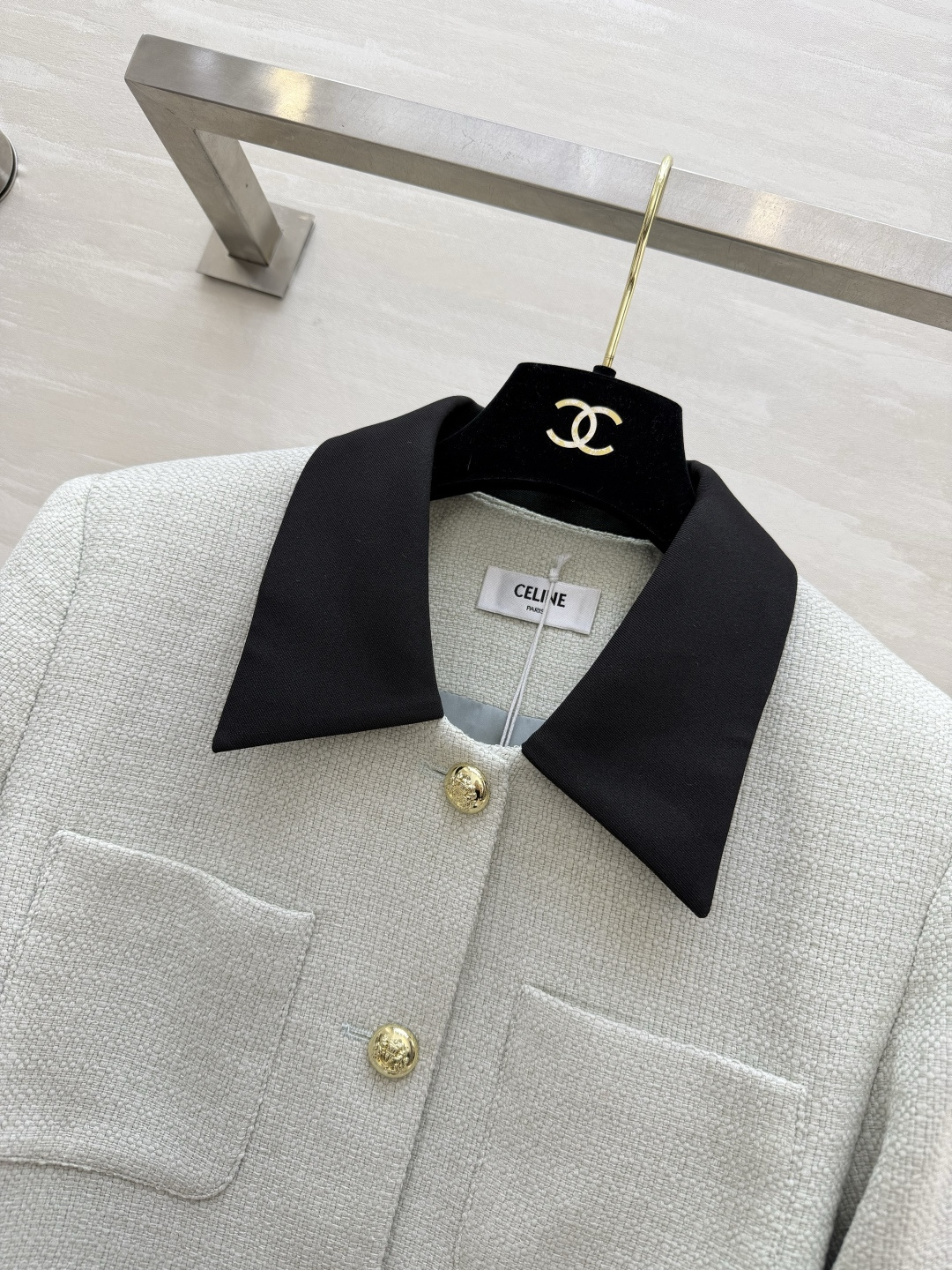 #CELIN♡²⁶撞色翻领粗花呢外套 法式极简与高级感 肌理感粗花呢 撞色黑翻领 经典撞色永不过时！定制