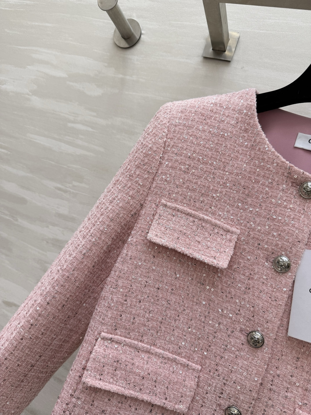 #CELIN♡²⁶樱花粉亮片粗花呢外套 甜妹本命战袍！把浪漫穿在身上 温柔到发光 定制樱花粉混彩粗花呢 