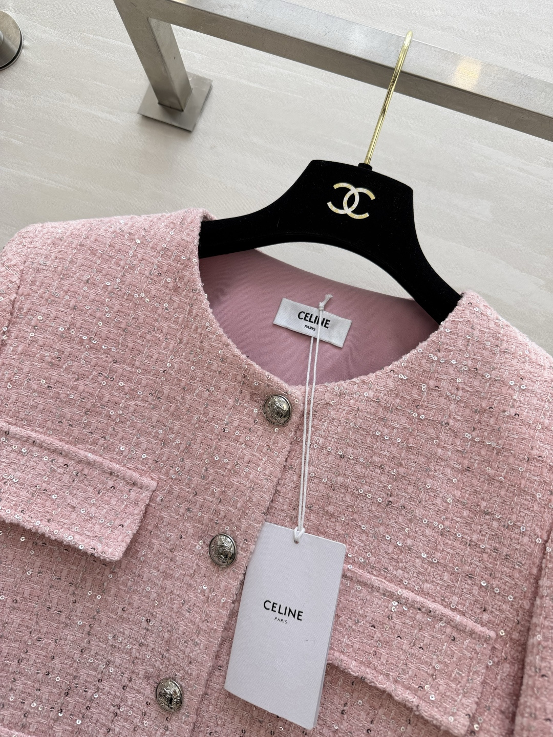 #CELIN♡²⁶樱花粉亮片粗花呢外套 甜妹本命战袍！把浪漫穿在身上 温柔到发光 定制樱花粉混彩粗花呢 