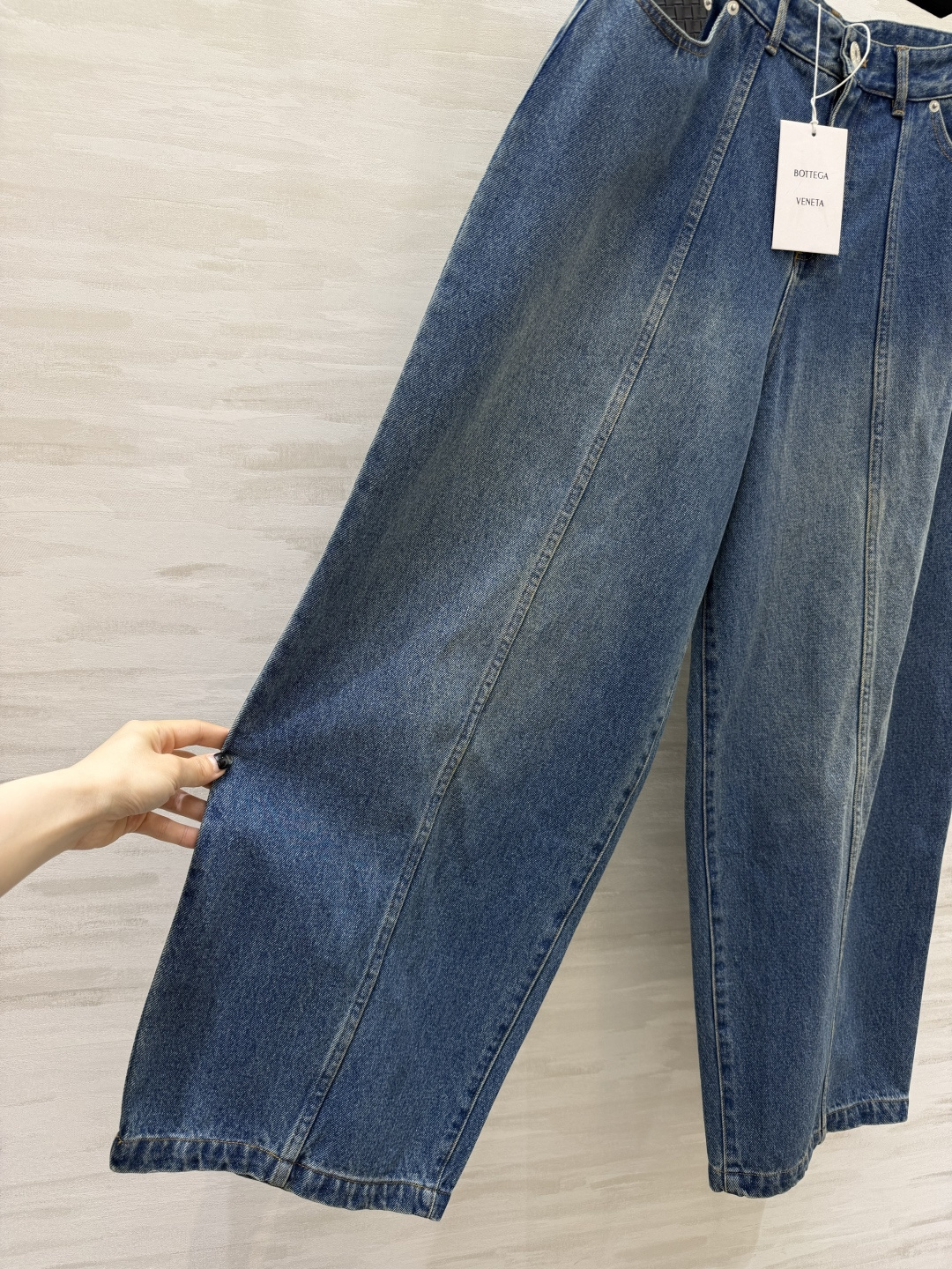 #Bottega Venet♡²⁶编织标气球牛仔裤｜做旧水洗蓝太有复古那味儿了！标志性编织皮标 低调又显