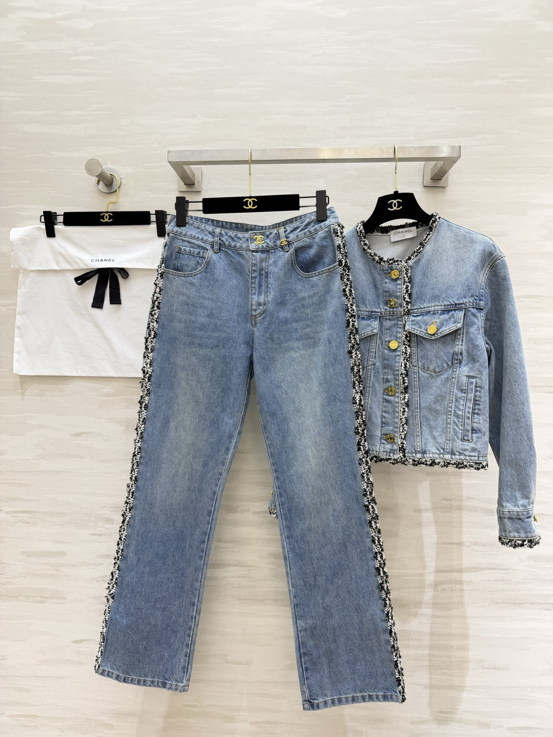 #Chane♡²⁶侧边毛边牛仔直筒裤 神仙色调手工酵素水洗做旧 蓝得高级 灵魂设计侧边黑白粗花呢毛边拼接