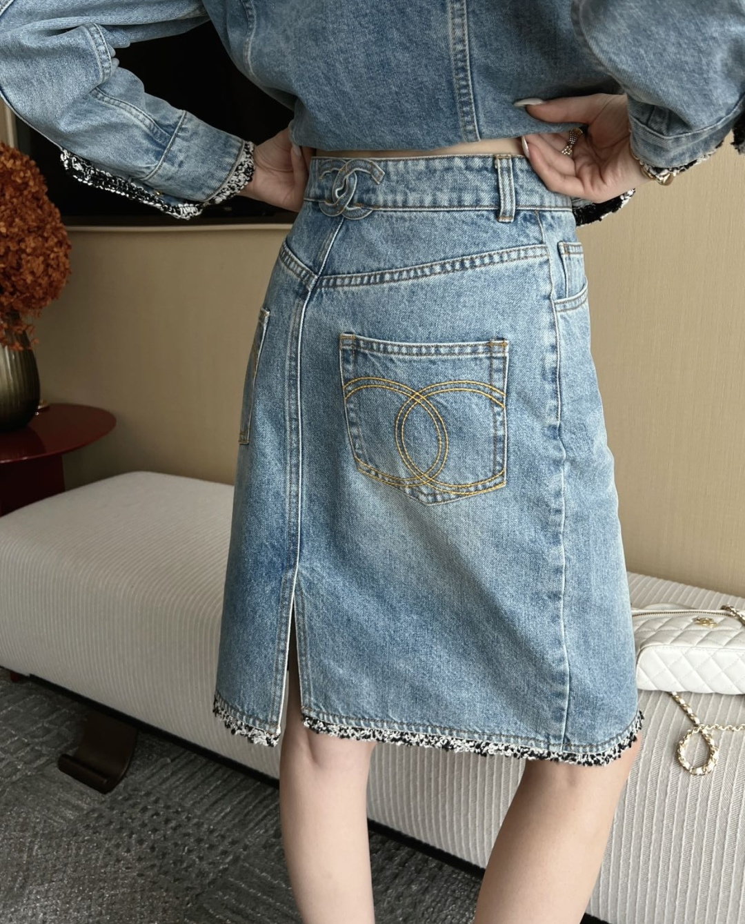 NO:804361,,,19860909,,,Women's clothing