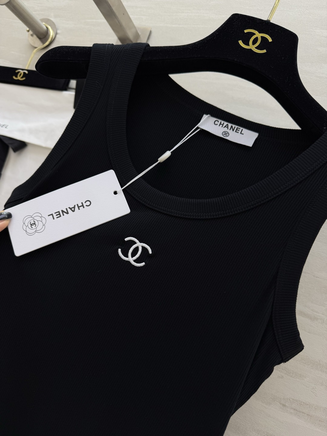 🖤🤍🤍 黑白灰控集合！经典双C | 螺纹显瘦 | 百搭王者夏天的快乐，是这件背心给的✨高品质定制 现货首