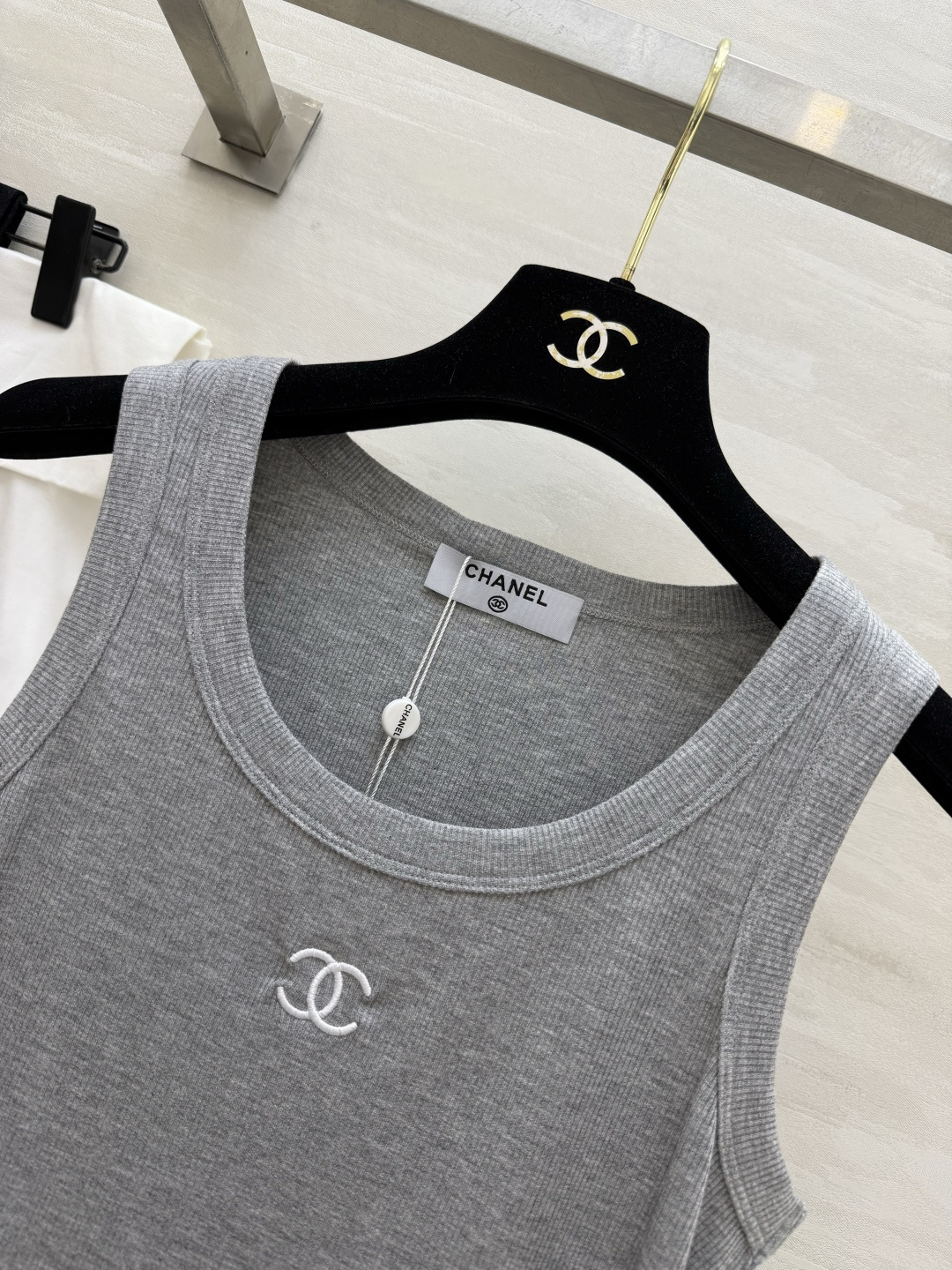🖤🤍🤍 黑白灰控集合！经典双C | 螺纹显瘦 | 百搭王者夏天的快乐，是这件背心给的✨高品质定制 现货首