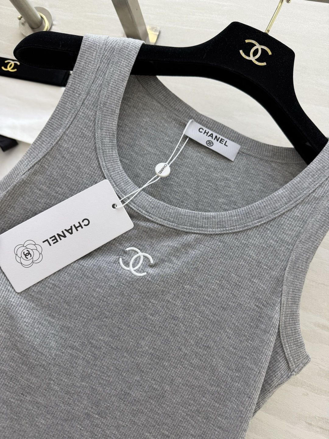 🖤🤍🤍 黑白灰控集合！经典双C | 螺纹显瘦 | 百搭王者夏天的快乐，是这件背心给的✨高品质定制 现货首