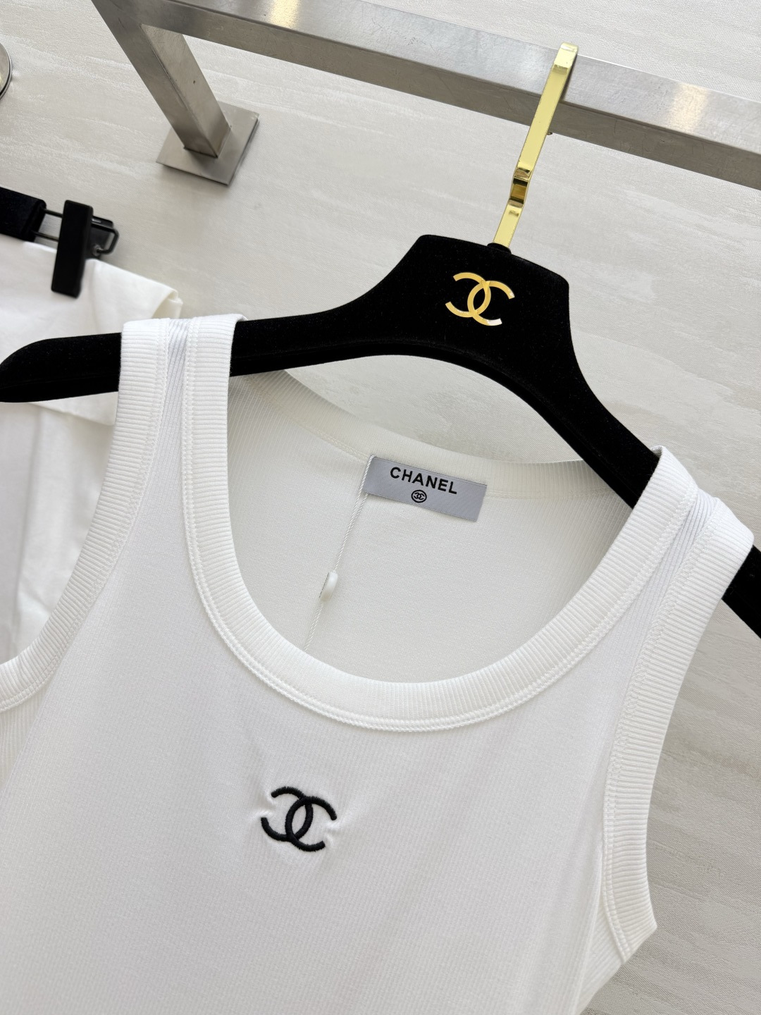 🖤🤍🤍 黑白灰控集合！经典双C | 螺纹显瘦 | 百搭王者夏天的快乐，是这件背心给的✨高品质定制 现货首