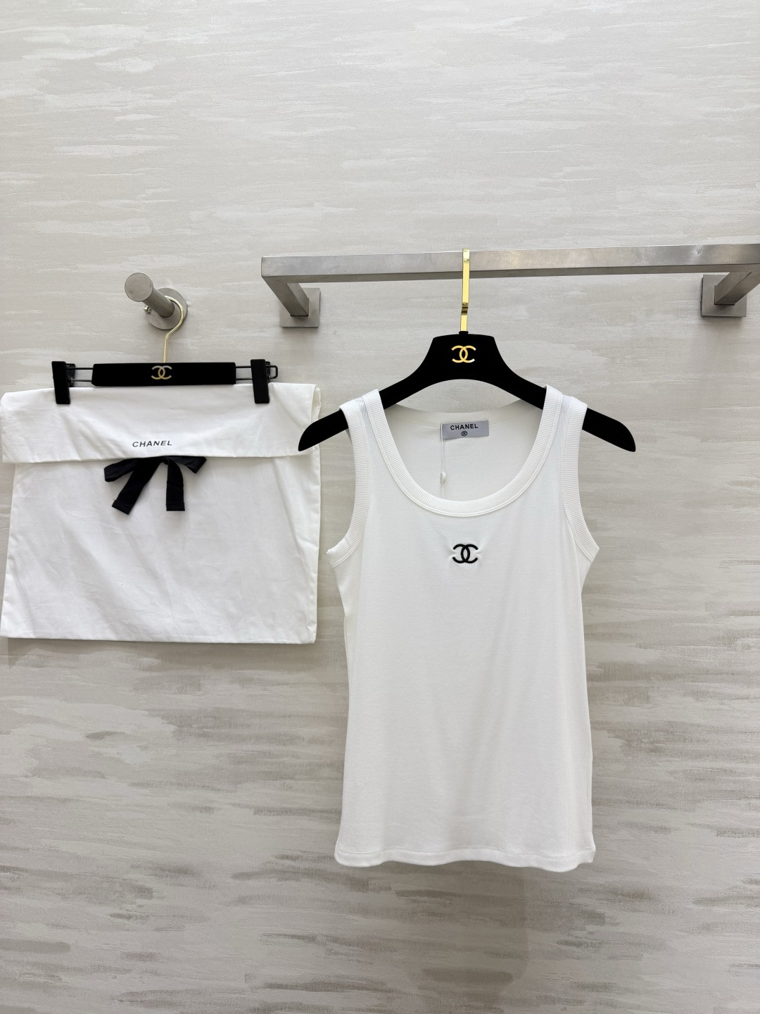 🖤🤍🤍 黑白灰控集合！经典双C | 螺纹显瘦 | 百搭王者夏天的快乐，是这件背心给的✨高品质定制 现货首