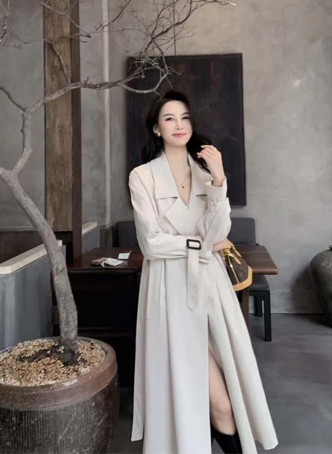 NO:804300,,,19860909,,,Women's clothing