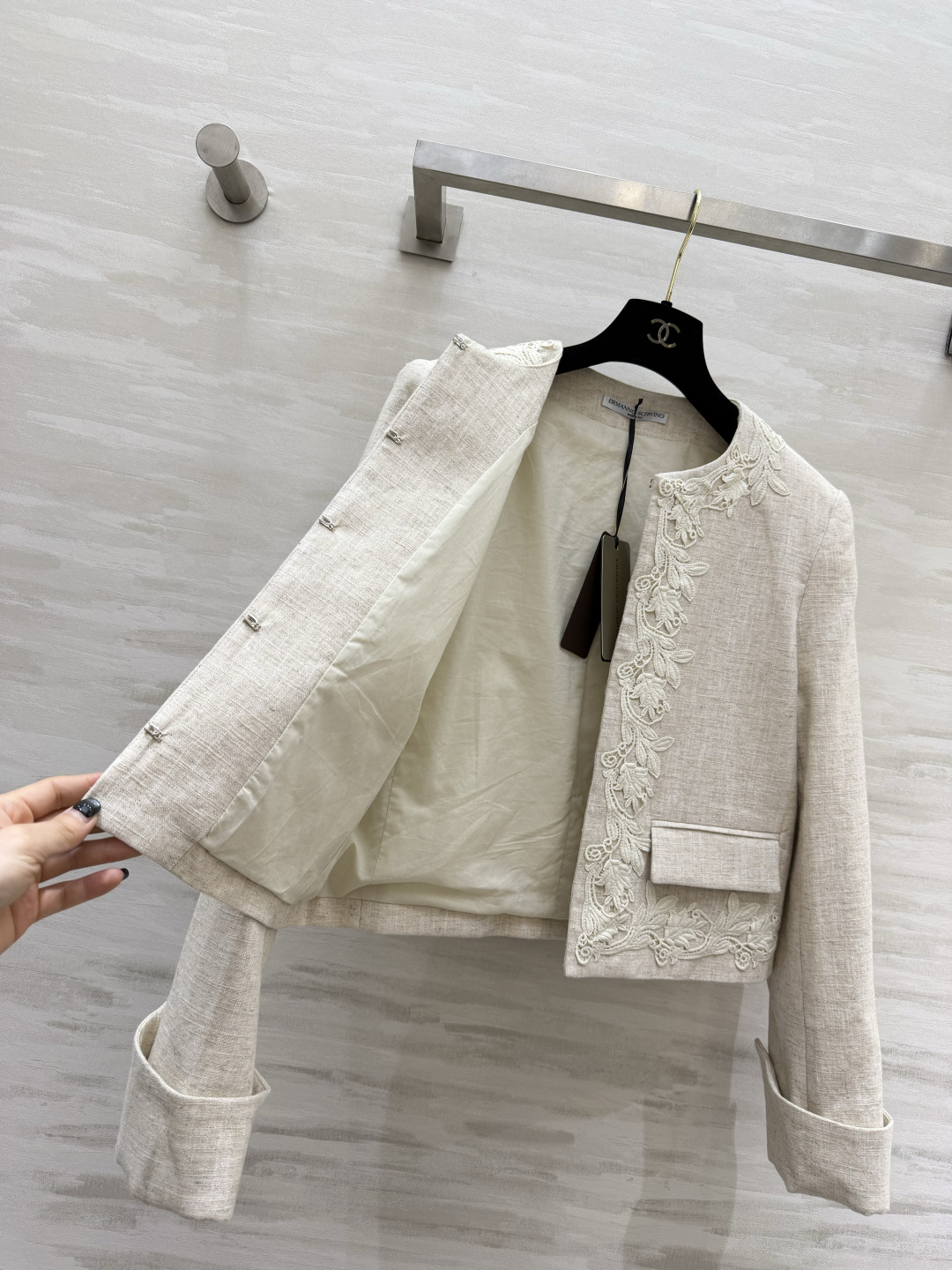 #ERMANNO SCERVIN♡²⁶重工刺绣亚麻外套 把法式优雅焊在身上 这件真的把「高级感」玩明白了