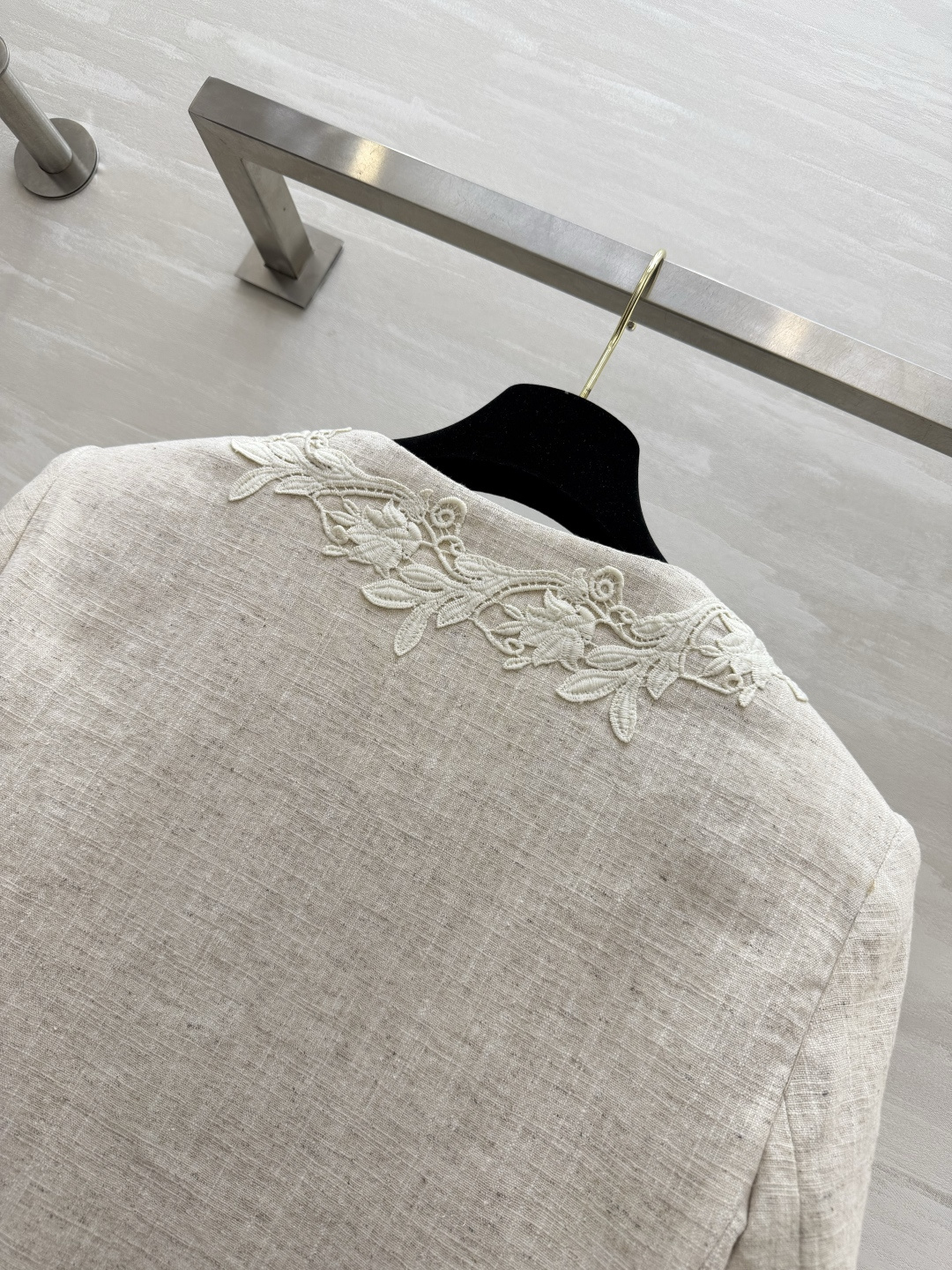 #ERMANNO SCERVIN♡²⁶重工刺绣亚麻外套 把法式优雅焊在身上 这件真的把「高级感」玩明白了