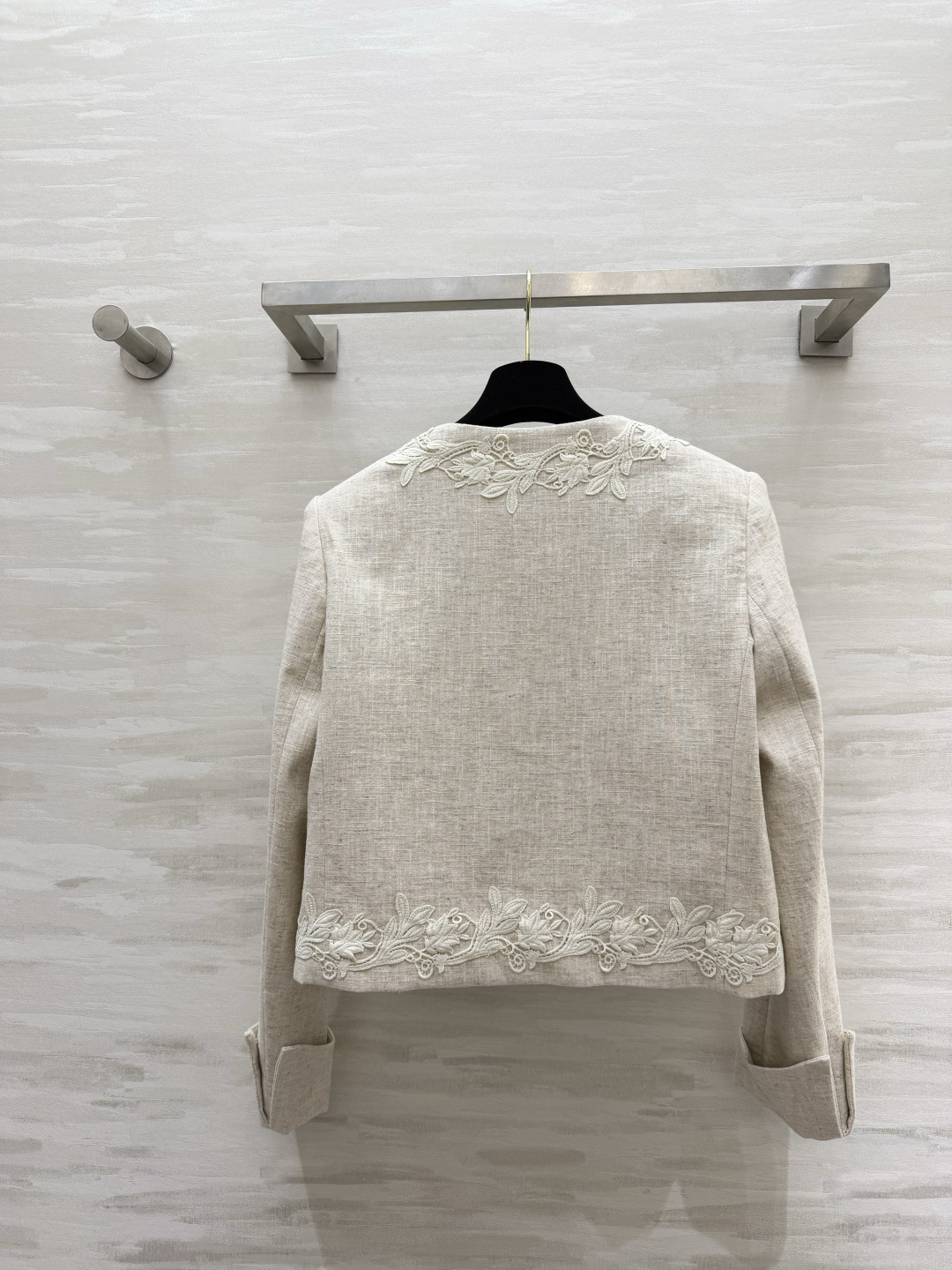 #ERMANNO SCERVIN♡²⁶重工刺绣亚麻外套 把法式优雅焊在身上 这件真的把「高级感」玩明白了