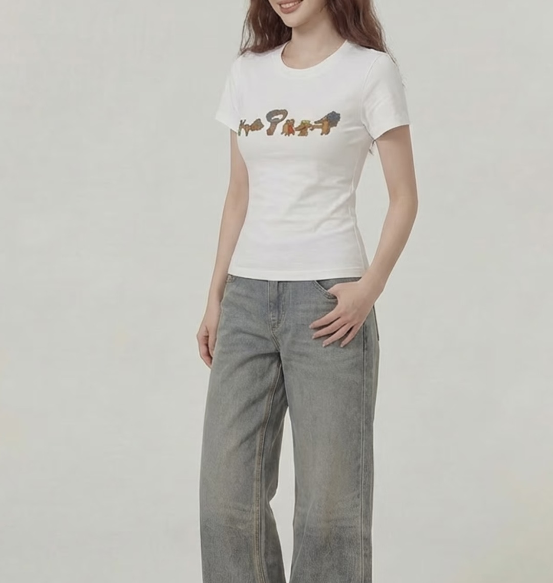 夏日的快乐，是Gucc♡²⁶小狗T给的🐾软乎乎的纯棉面料，上身超舒服一排可可爱爱的腊肠犬，瞬间戳中少女心