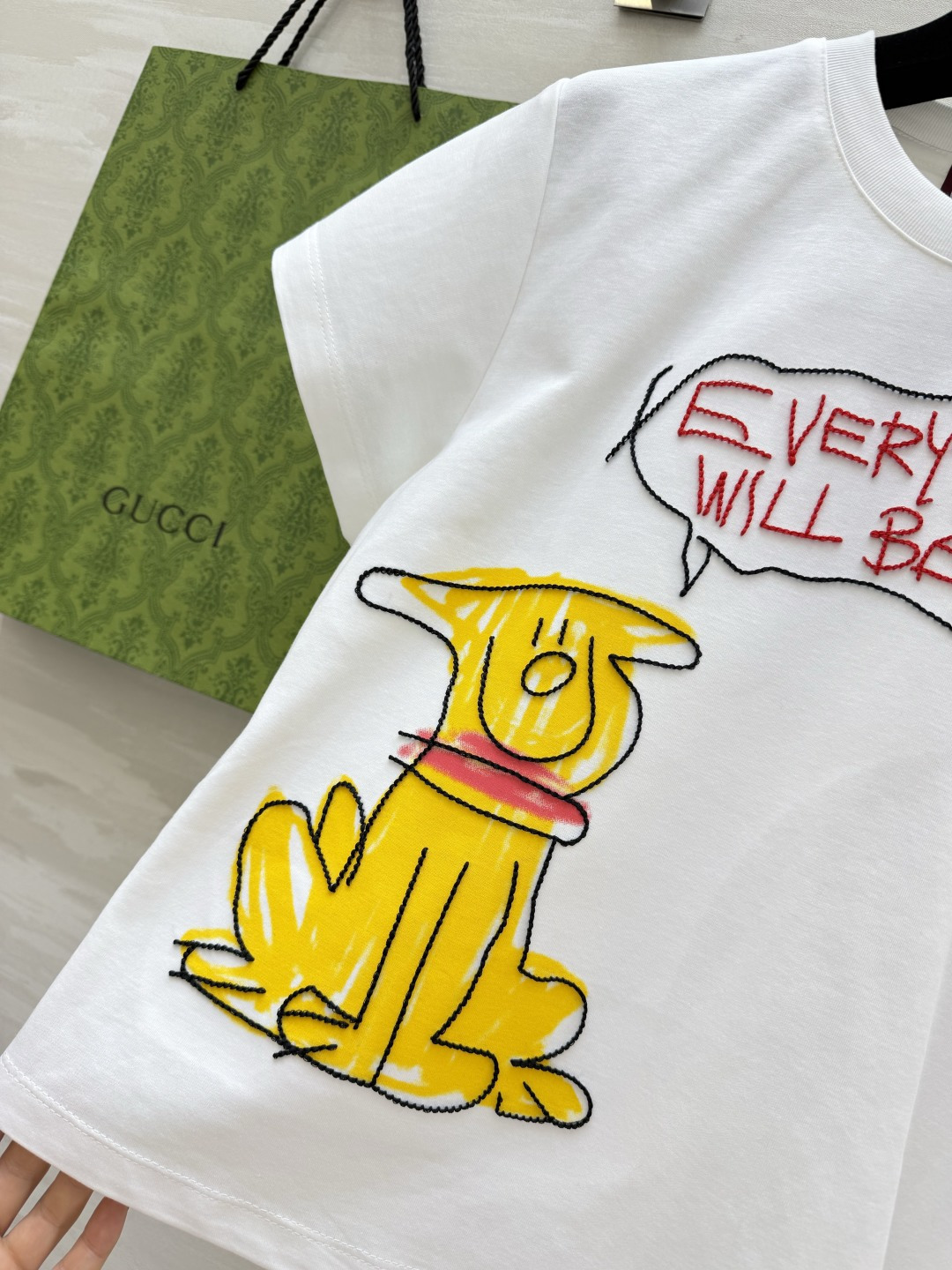✨ GUCC♡²⁶ss涂鸦🐶治愈系刺绣🪡T恤 “EVERYTHING WILL BE FINE!” 把温