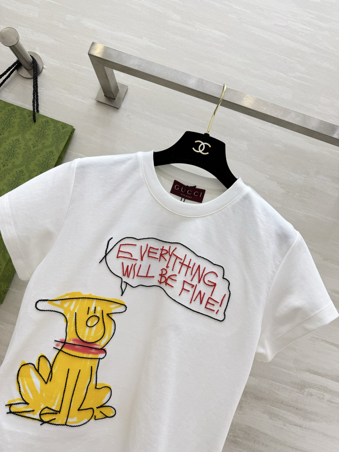 ✨ GUCC♡²⁶ss涂鸦🐶治愈系刺绣🪡T恤 “EVERYTHING WILL BE FINE!” 把温