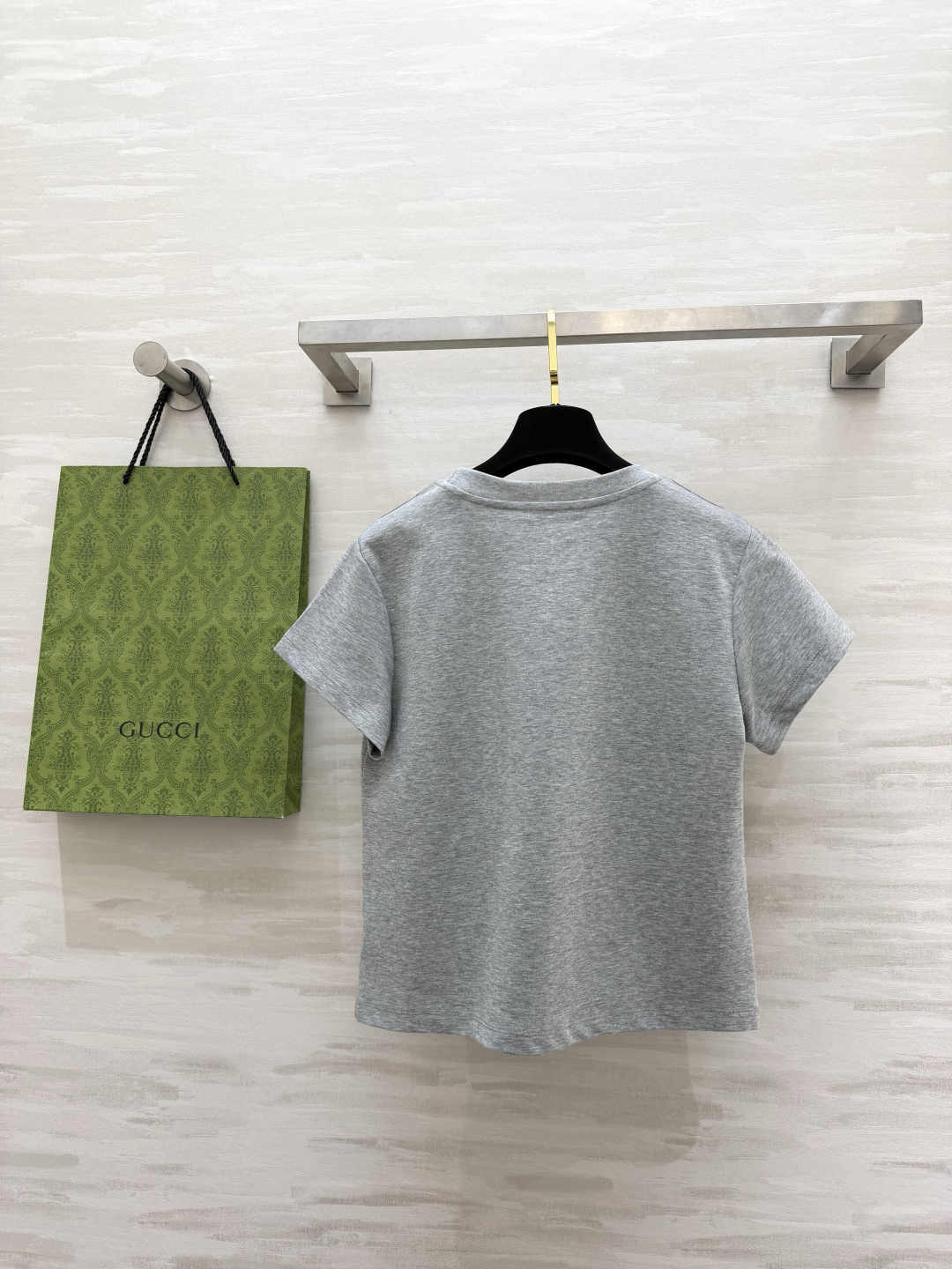 ✨ GUCC♡²⁶ss涂鸦🐶治愈系刺绣🪡T恤 “EVERYTHING WILL BE FINE!” 把温