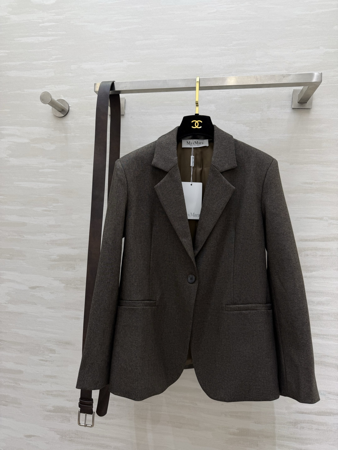 #MaxMar♡²⁶收腰腰带款气质西装外套 深咖灰调自带低饱和高级感 可拆卸宽腰带太绝了！一秒收腰掐出小