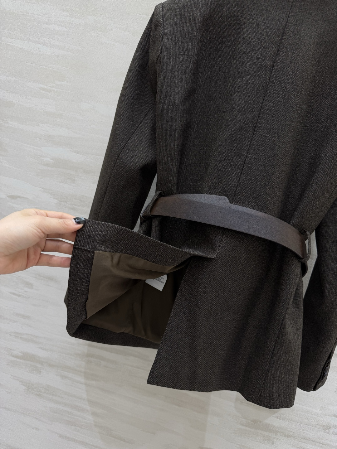 #MaxMar♡²⁶收腰腰带款气质西装外套 深咖灰调自带低饱和高级感 可拆卸宽腰带太绝了！一秒收腰掐出小