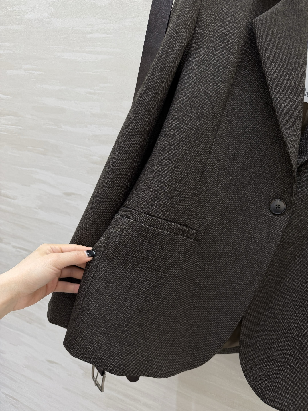 #MaxMar♡²⁶收腰腰带款气质西装外套 深咖灰调自带低饱和高级感 可拆卸宽腰带太绝了！一秒收腰掐出小