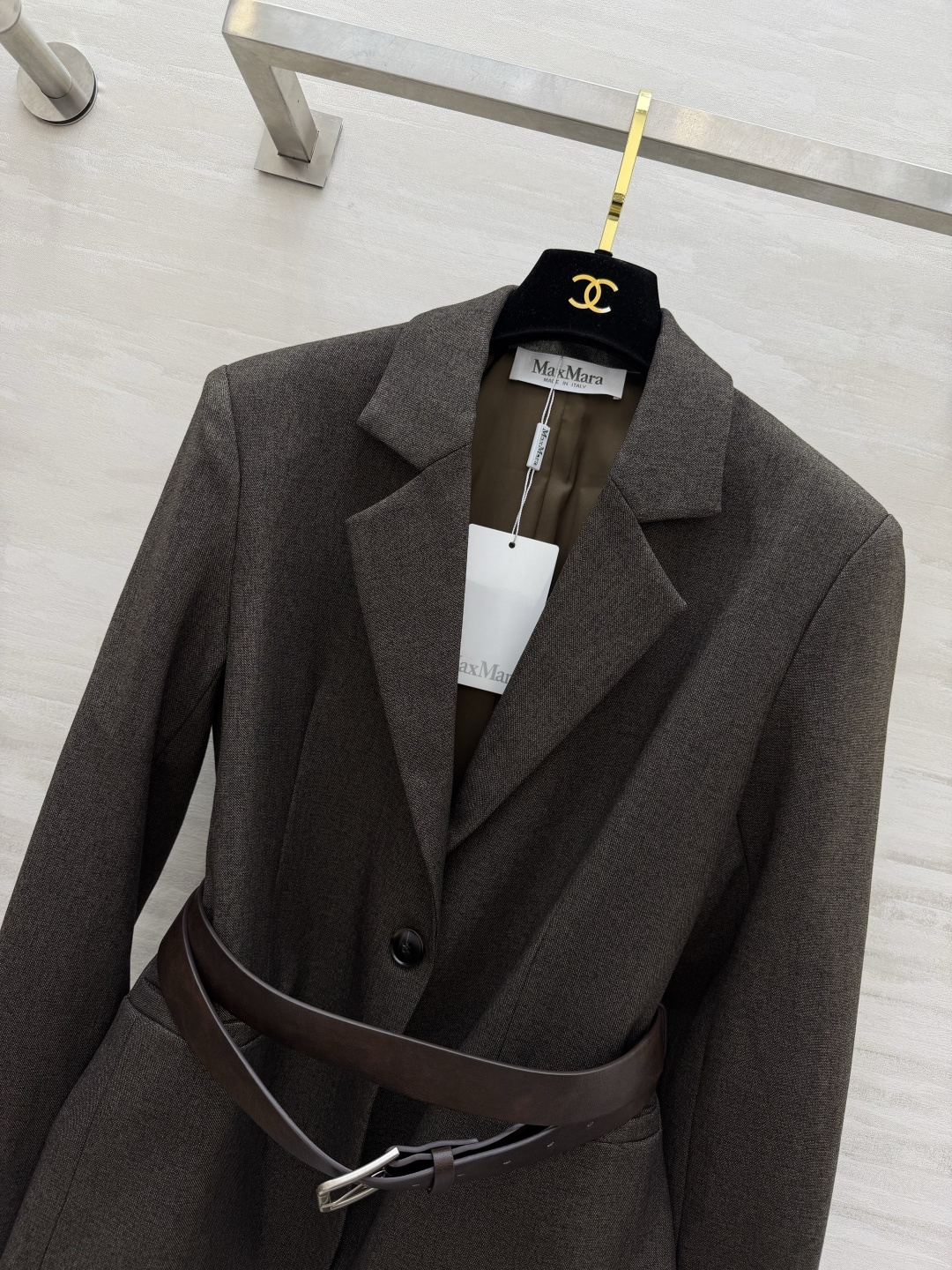#MaxMar♡²⁶收腰腰带款气质西装外套 深咖灰调自带低饱和高级感 可拆卸宽腰带太绝了！一秒收腰掐出小