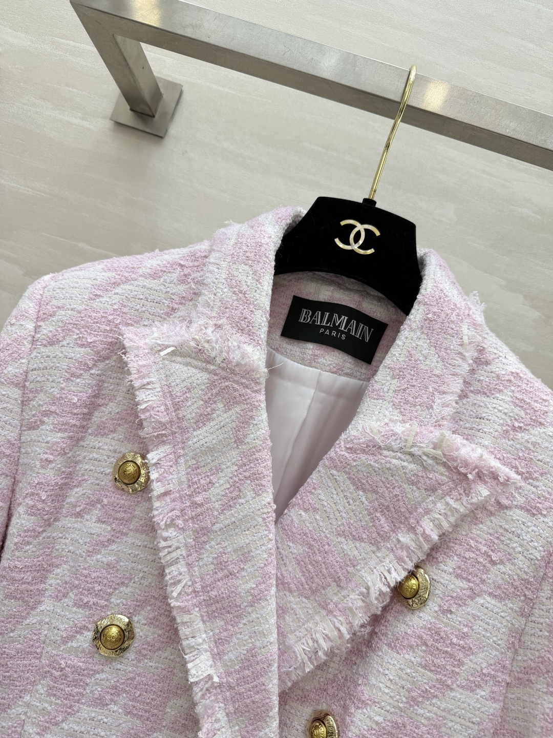 #Balmai♡²⁶甜酷天花板 粉白千鸟格西装外套 粉白千鸟格自带柔焦滤镜 甜而不腻 毛边流苏 定制双排