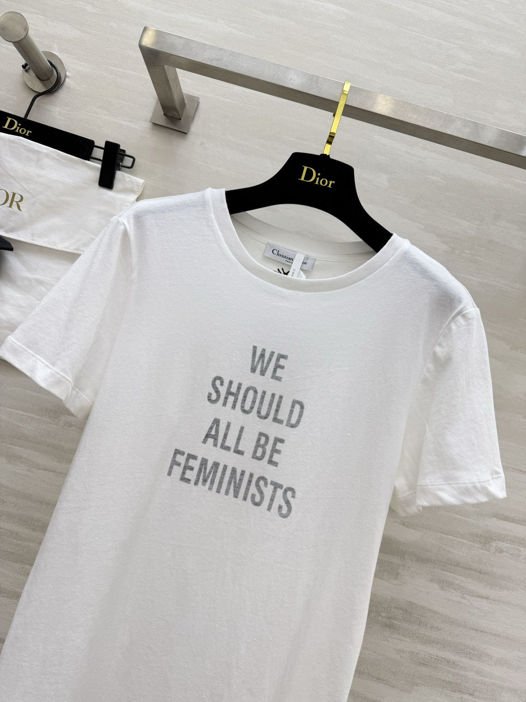 #Dio♡²⁶ss女权标语T恤 态度与颜值双在线 一件自带态度的神仙T恤 把高级感和女性力量穿在身上💪经