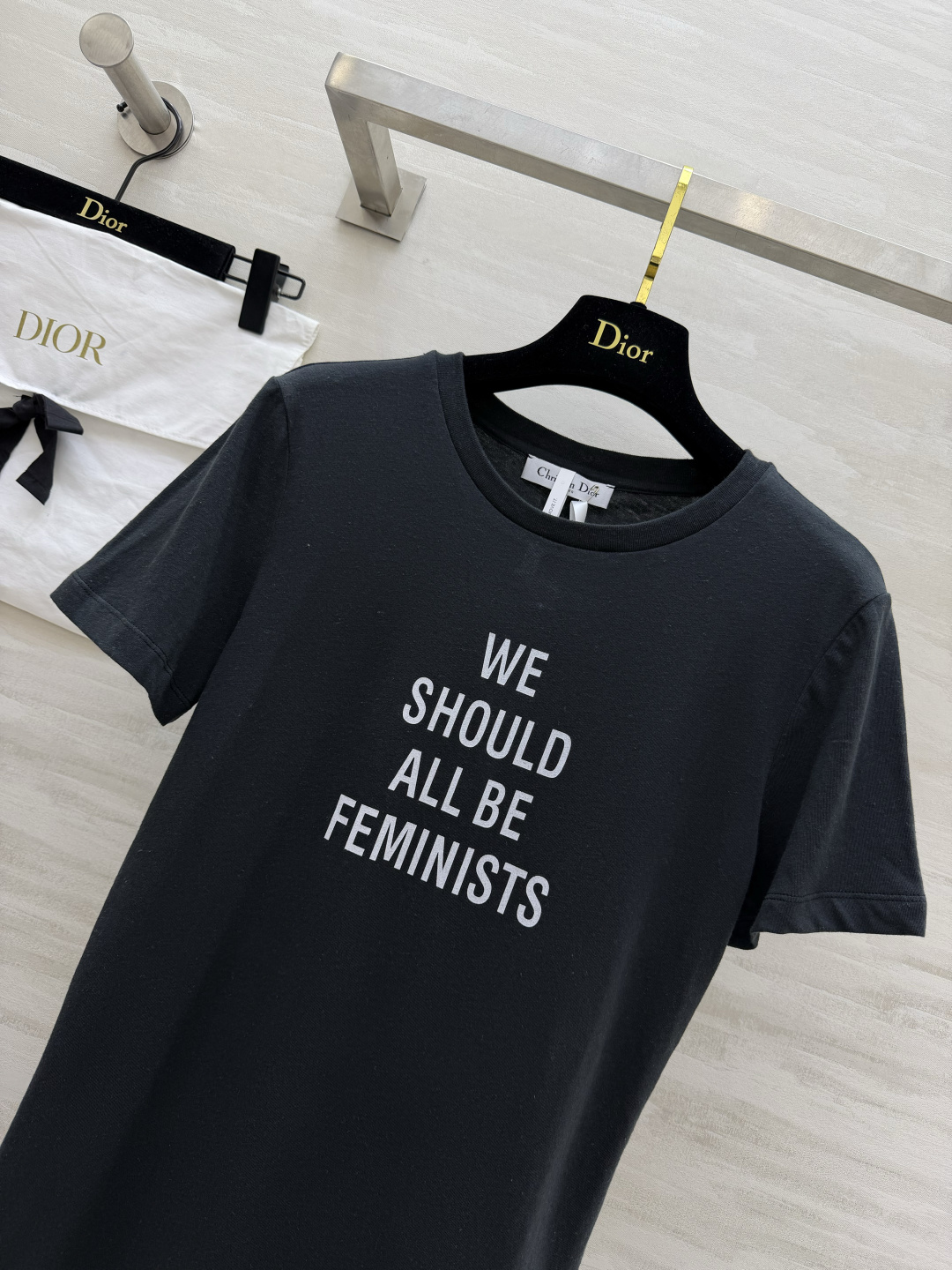 #Dio♡²⁶ss女权标语T恤 态度与颜值双在线 一件自带态度的神仙T恤 把高级感和女性力量穿在身上💪经