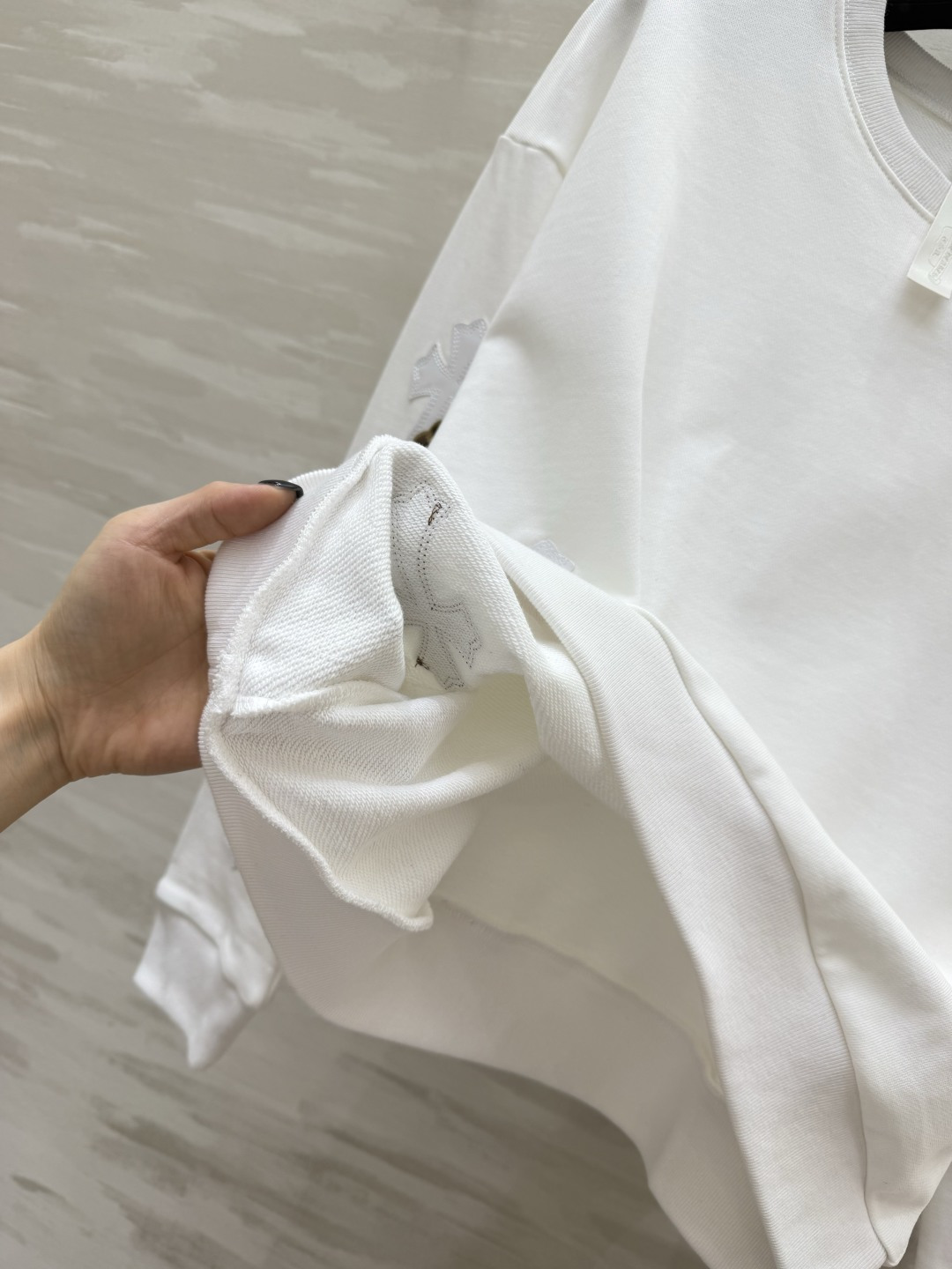 Chrome Hearts²⁶豹纹十字架拼皮卫衣 把美式复古和潮酷感焊在身上了✨经典十字架元素 豹纹撞色