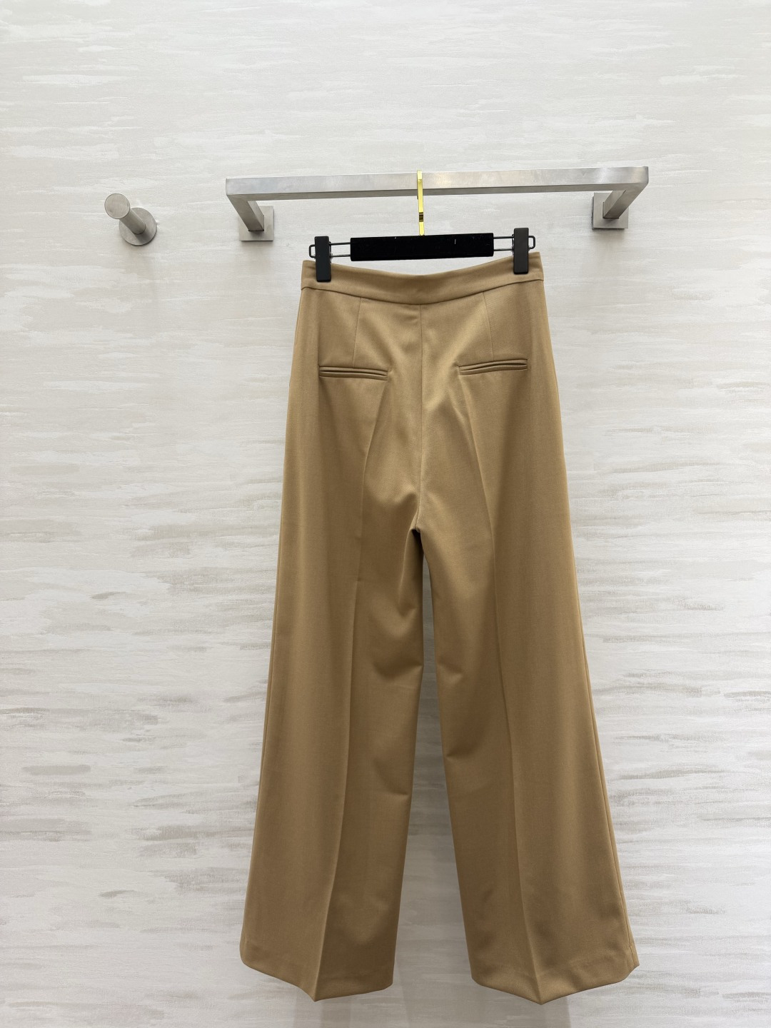 #Alexander McQuee♡²⁶新款阔腿西裤 利落中线压褶 立体结构线 整体设计简约大气 黑色自