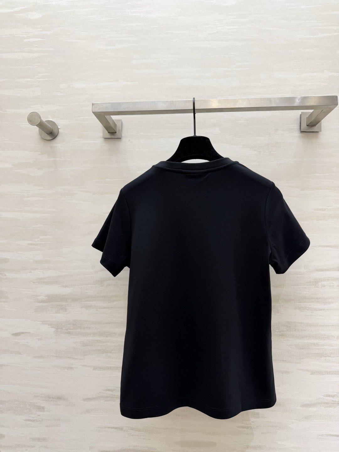 #AMI²⁶重工T恤 手工烫钻双爱心A标 把精致感拉满 低调又显贵 高支纯棉 软乎乎的巨亲肤 夏天穿完全