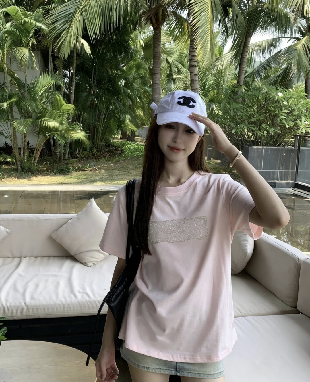 #CHANE♡²⁶ss浮雕刺绣T恤 把“高级感”焊在身上的夏日本命上衣✨定染纯棉面料 软糯亲肤 胸口立体