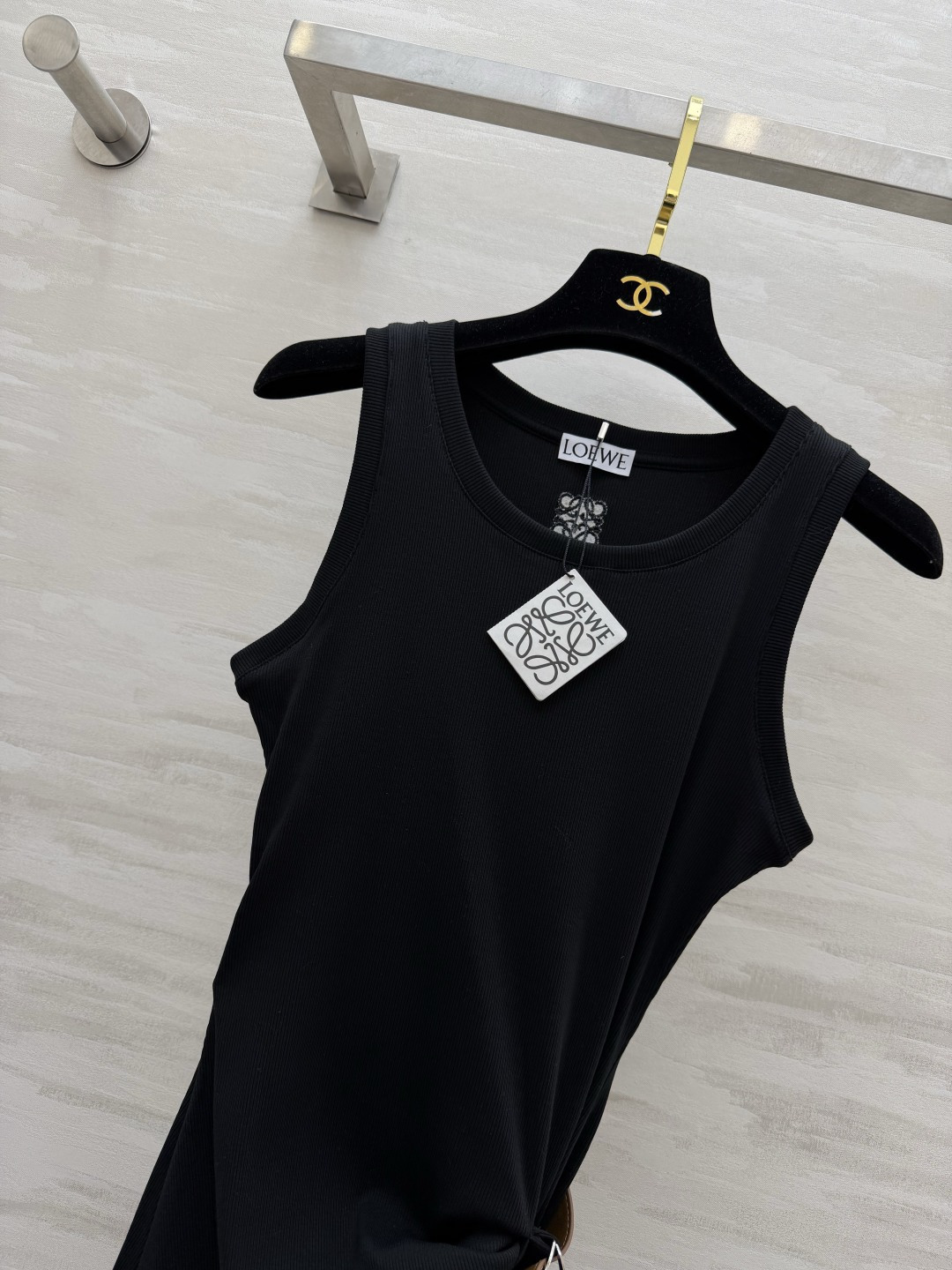 #Loew♡²⁶坑条背心 自带腰带 显瘦封神！松弛感穿搭天花板✨灰/黑两色封神！超级百搭不挑人！高品质定