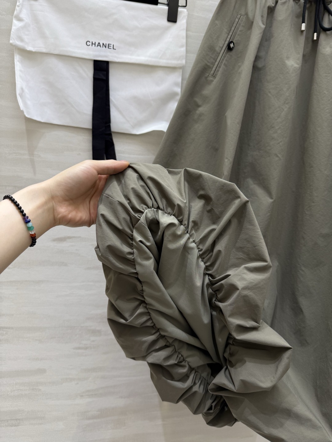 #Chane♡超级爆款 夏日时髦氛围感十足 中古花苞半裙 超级超级显瘦 遮跨的不显肚子的神裙穿不腻啊！质