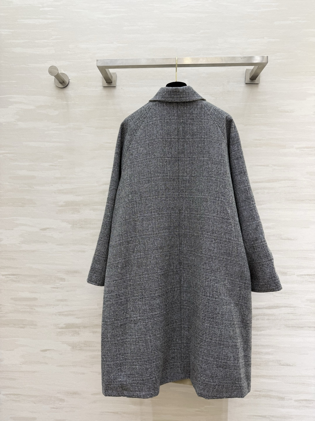 #Loew♡²⁶双面穿风衣组合 老钱风穿搭天花板 卡其简约款+格纹复古款 双面穿设计 一件顶两件！承包你