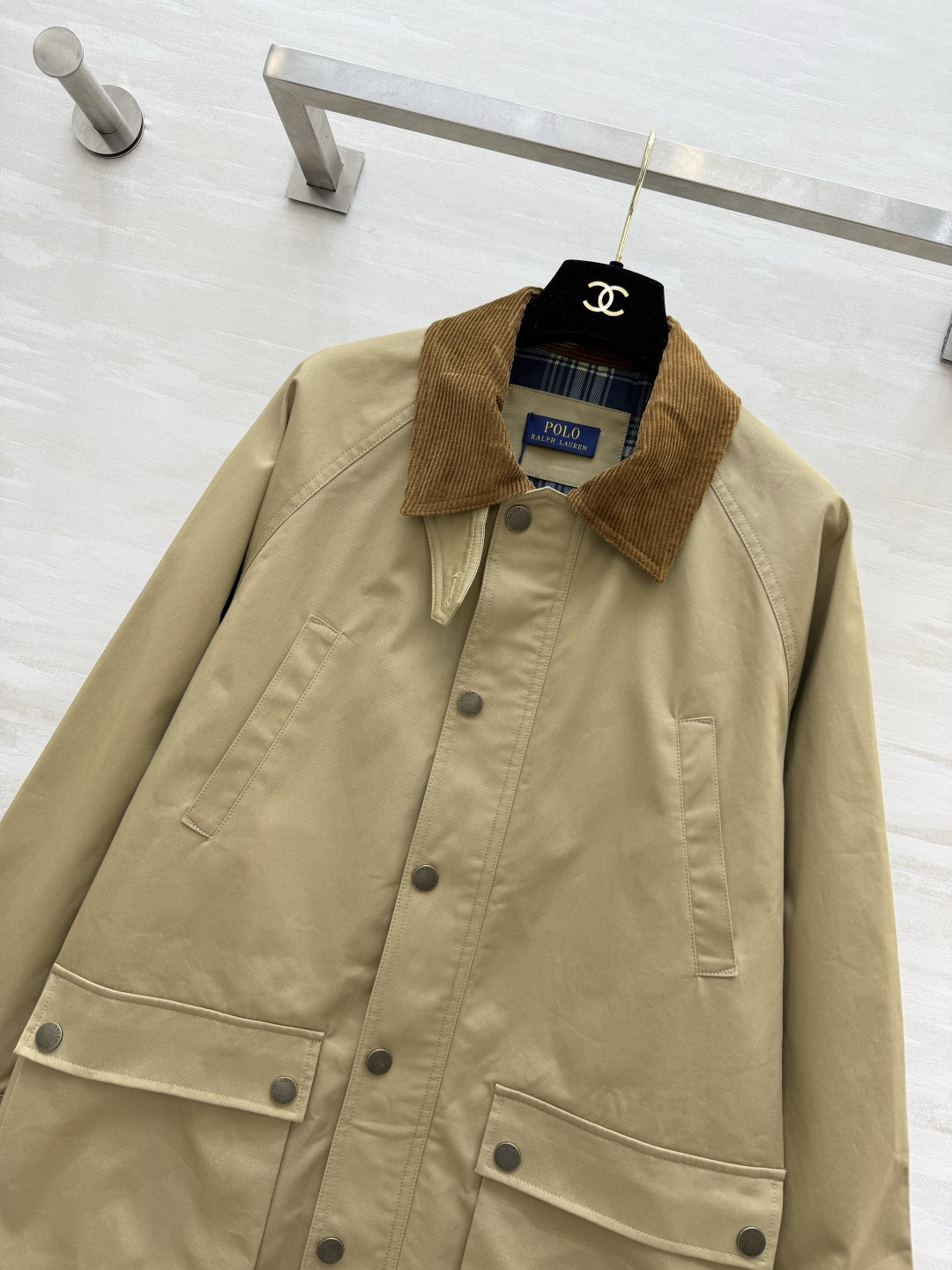 #Ralph Laur♡²⁶ss卡其色灯芯绒领夹克 美式老钱风 经典猎装版型 灯芯绒撞色领 复古感拉满 