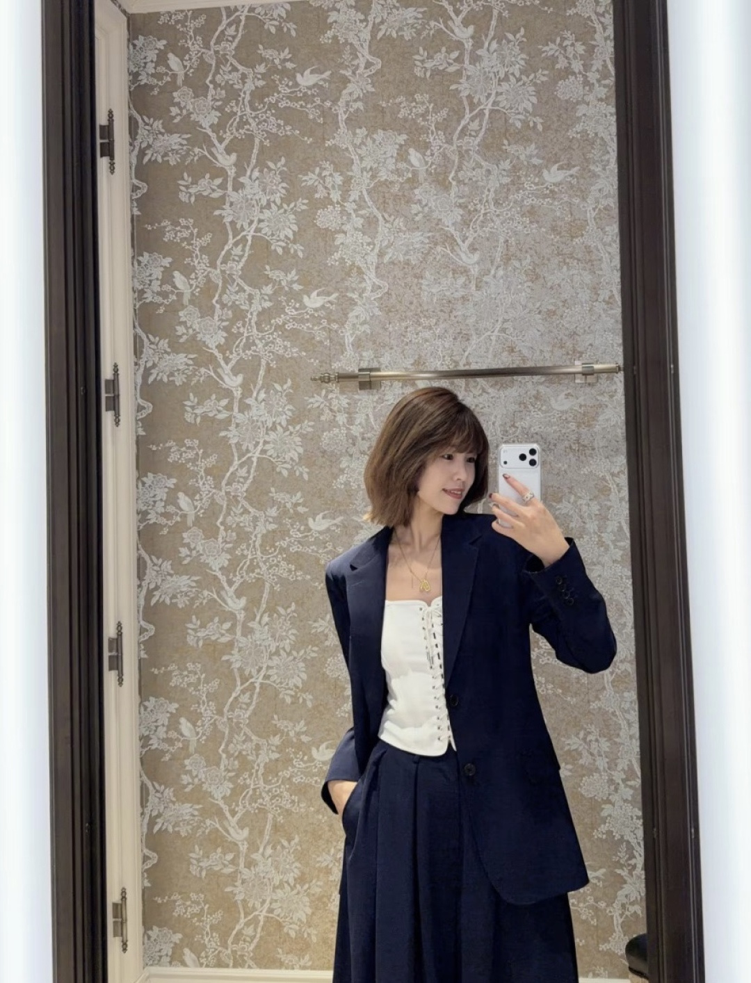 NO:804155,,,19860909,,,Women's clothing