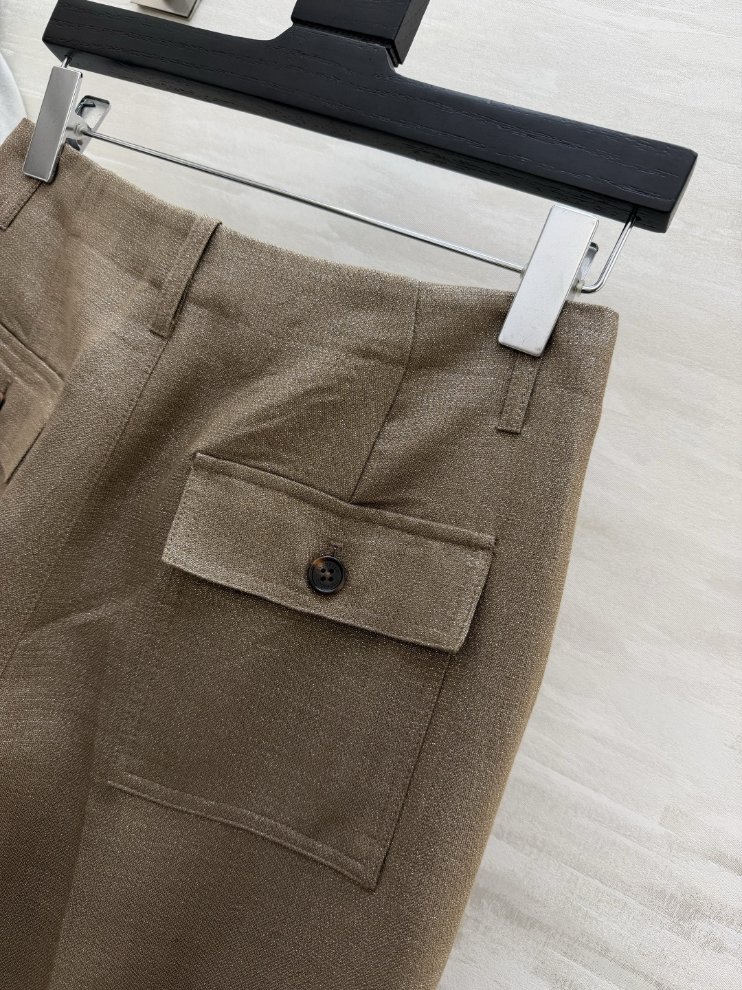 #Brunello Cucinell♡²⁶金棕亚麻阔腿裤 BC老粉一眼沦陷的神仙裤型！自带细闪的亚麻混纺